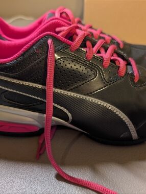 Women's PUMA Tazon 6 Cross Trainer Sneakers